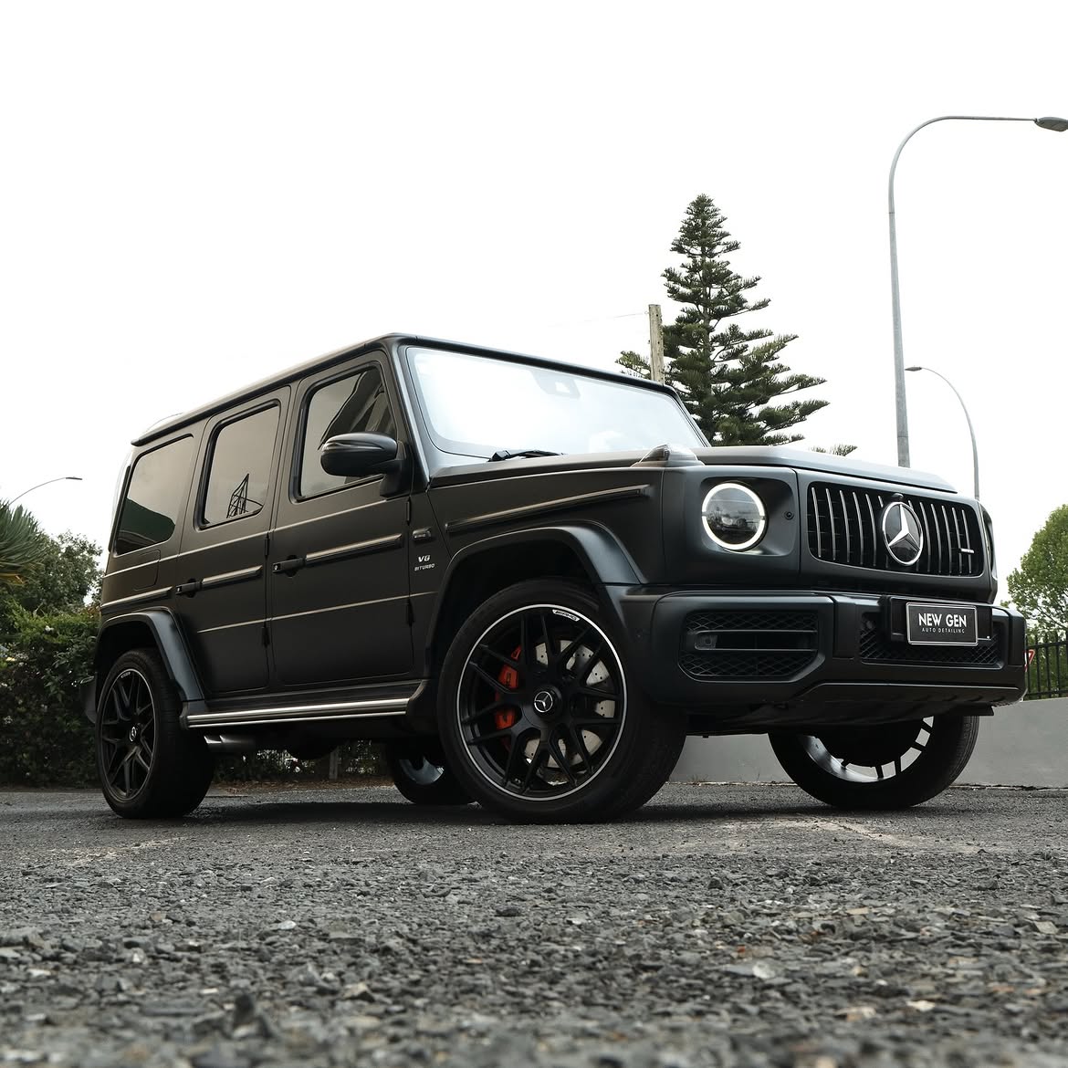 Mercedes G63 AMG — front three-quarter